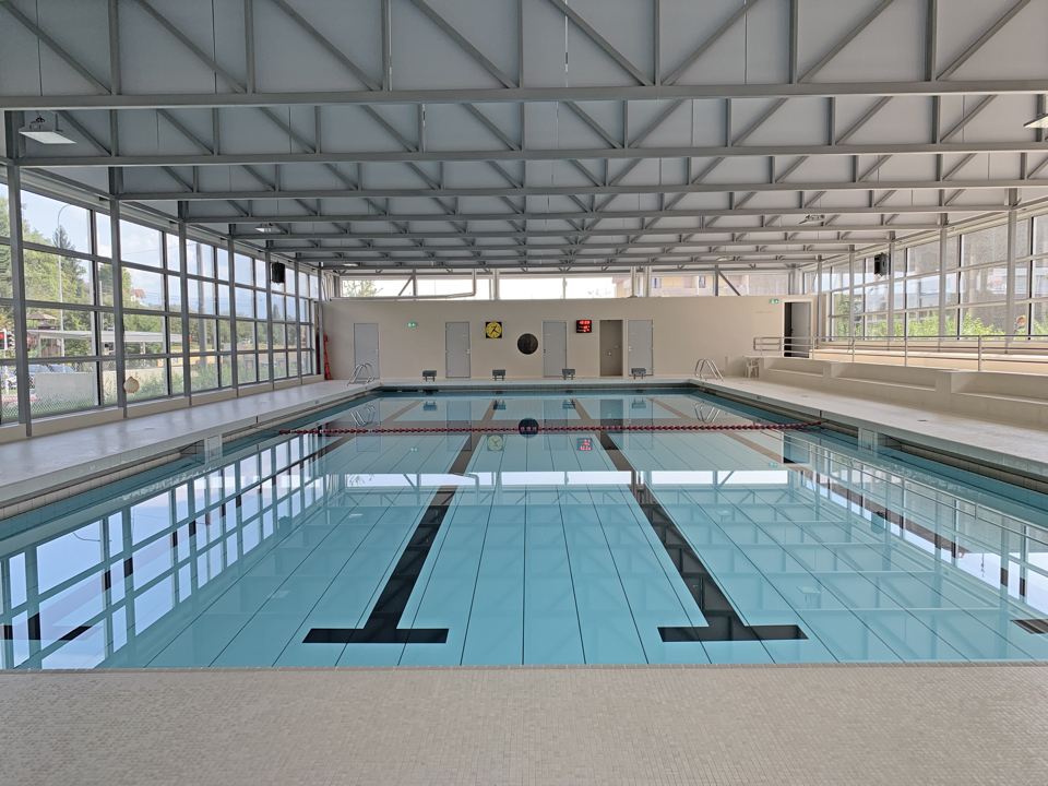 La piscine et le gymnase rénovés.